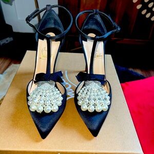 Christian Louboutin Brand New Goyetta satin shoe!